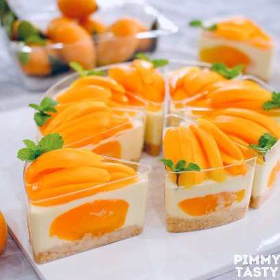 ถ้วยพลาสติกใส สามเหลี่ยม ไม่มีฝา 10 ใบ