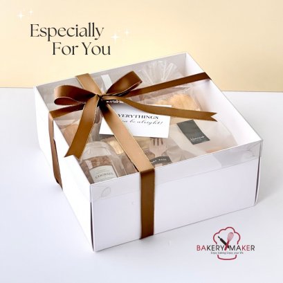 กล่องของขวัญ Gift boxes สีขาว 1 ใบ ฝาใส