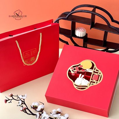 กล่องขนมไหว้พระจันทร์ 4 ช่อง พร้อมถุงหิ้ว (1 ชุด) ขนม 150-180 กรัม