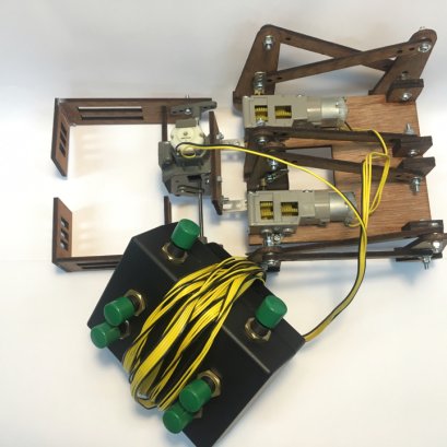 หุ่นยนต์ 6 ขา Crop-Bot พร้อมรีโมต 3-CH(แบบประกอบสำเร็จรูป)