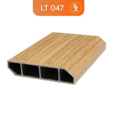 บัวพื้น PVC ลายไม้ LT by COTTO รุ่น 047 สูง 7.5 ซม. ยาว 3 เมตร