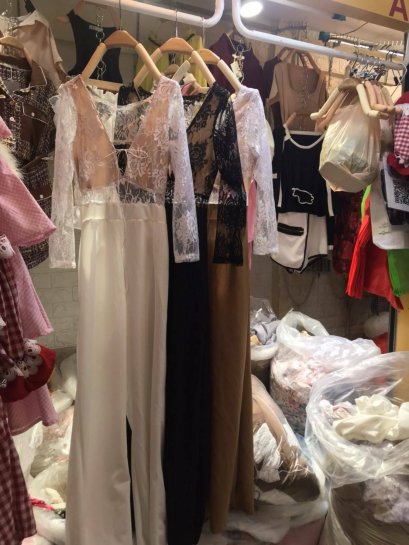 ชุดเดรสยาวเข้ารูป