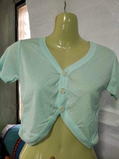 เสื้อครอป แฟชั่นเอวลอย