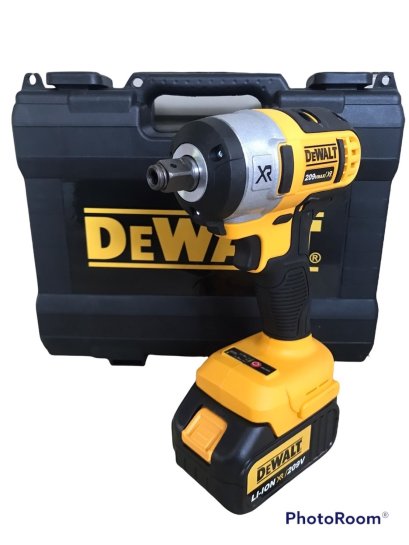 บล็อคไฟฟ้าDewalt แถม ดอก  ก.30 ส.10 ยาว.35 หนัก 2.5  กก.