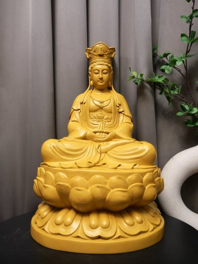 พระโพธิสัตว์กวนอิม “ปางสมาธิ" : ไม้หอมการบูร 50 ซม.