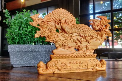 ชุดสัตว์มงคล นกยูง ไม้หวงหยางมู้แกะสลัก ขนาด 25 cm.