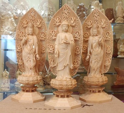 ไตรเทพแห่งบูรพาทิศ (เอี๊ยะซือฮุกโจ้ว) 42.5 cm