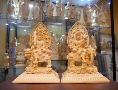 พระสมันตภัทร &amp; พระมัญชุศรีโพธิสัตว์ ไม้หอมฮิโนกิ 22 cm.