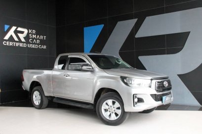 Toyota Revo Cab PRE 2.4E MT สีเทา ปี2017 จด 2018
