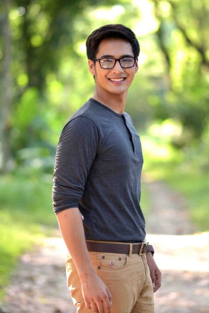 “บิว-ณัฐพล” เปลี่ยนลุค เป็นเจ้าหน้าที่ป่าไม้สุดเนิร์ด ใน“สมบัติมหาเฮง”