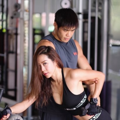 "วีเจจ๋า" เจอเทรนเนอร์ฝึกหนัก แต่ภาพมันแซ่บจนไม่รู้จะโฟกัสตรงไหนดี