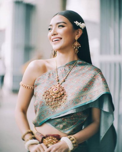 "ปราง กัญญ์ณรัณ" แม่หญิงจันทร์วาด สวยครบสูตร ดีกรีเกียรตินิยมอันดับ 1