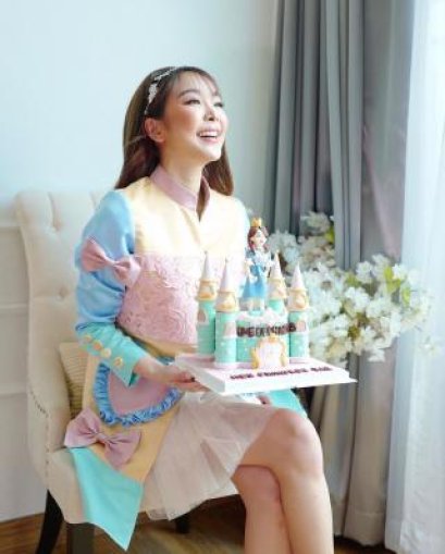 Pastel Princess Coat and Princess Cake