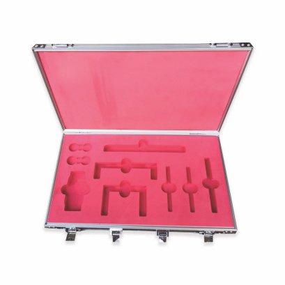 โฟมเจาะใส่อุปกรณ์รอก