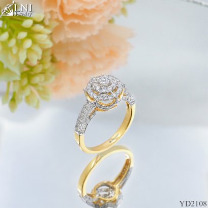 YD2108 Halo Diamond Ring
