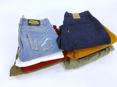 กางเกงยีนส์ผู้ใหญ่