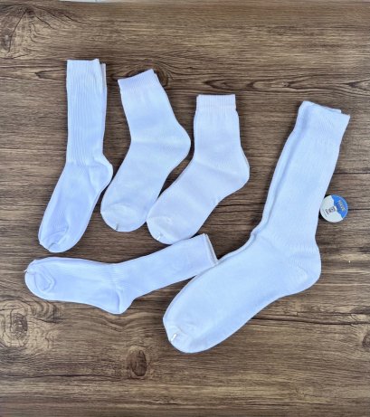 ถุงเท้านักเรียน100คู่ๆละ3บาท