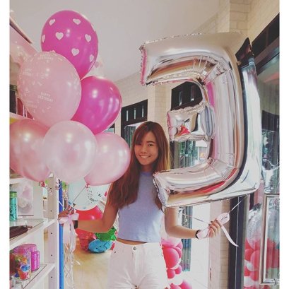 ลูกโป่งช่อพร้อมตัวอักษร 40 นิ้ว