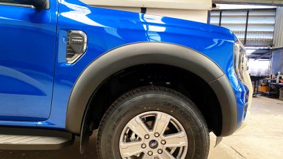 11.Fender Flares Rear (V.1) (XLT)