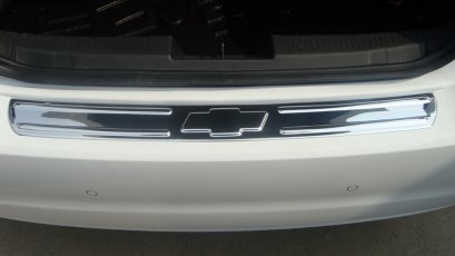 11.Rear Bumper Step Cover (chrome)