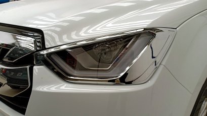 22.ครอบไฟหน้า