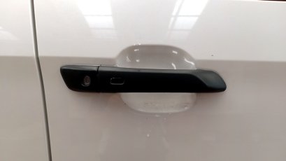 7.ครอบมือจับประตู (ผิวดำในตัว)