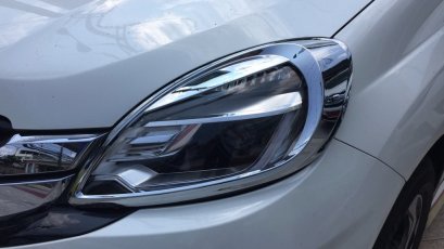 6.ครอบไฟหน้า