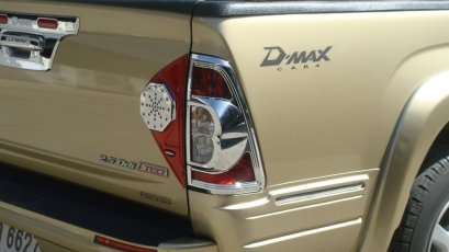 8.Tail Lamp Cover (Chrome)