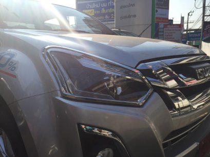 5.ครอบไฟหน้า (ปี 2016)