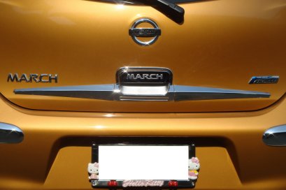 13.คิ้วฝากระโปรงท้าย