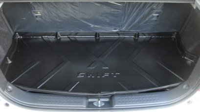 2.ถาดวางของท้ายรถ