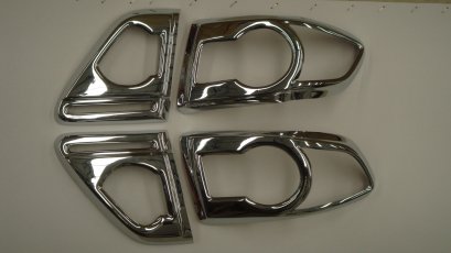 6.ครอบไฟท้าย (ปี 2010)