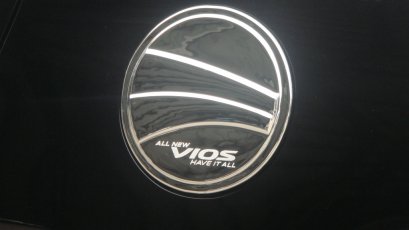 8.ครอบฝาถังน้ำมัน