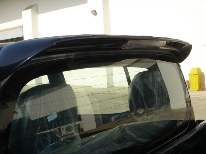 26.Rear Spoiler with Break Light