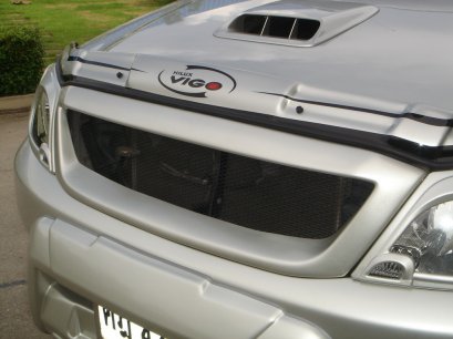 28.Front Grill (TRD)