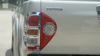 51.Rear Gate Break Light