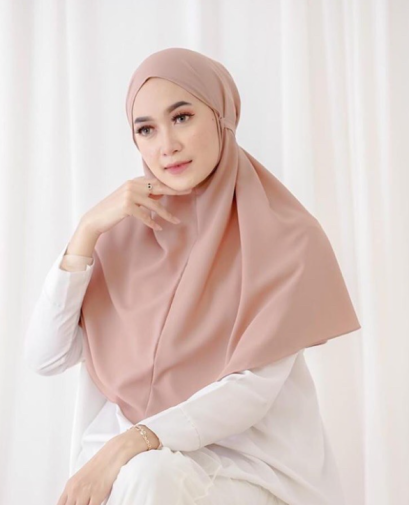 HIJAB INSTAN BERGO TALI @4pcs