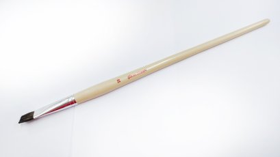 No.16 แบน พู่กันสง่า มะยุระ