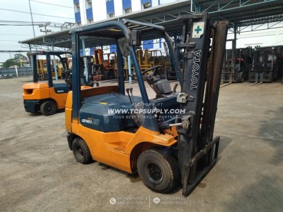 TOYOTA FORKLIFT / 7FGK25 / 3.0 m