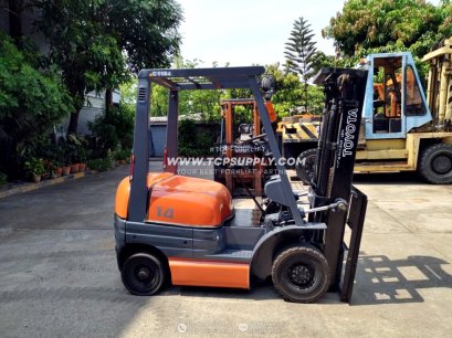 TOYOTA FORKLIFT / 6FGL14 / 4.3 m Full free