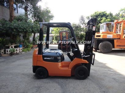 TOYOTA FORKLIFT / 7FGL14 / 3.0 m