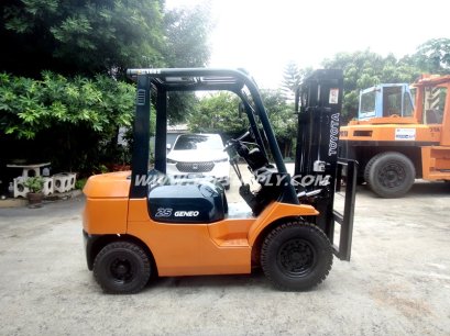 TOYOTA FORKLIFT / 40-7FG25 / 3.0 m
