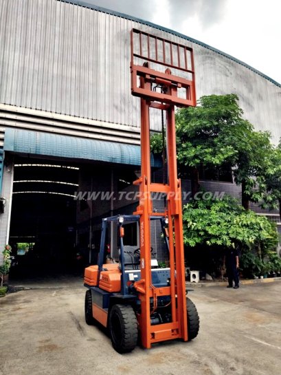 TOYOTA FORKLIFT / 02-5FD35 (E6) / 4.0 m