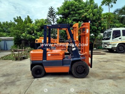 TOYOTA FORKLIFT / 5FD30 / 3.0 m