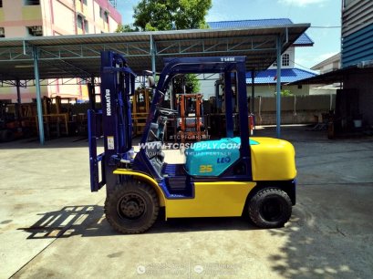 FORKLIFT