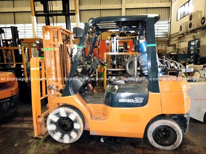 TOYOTA FORKLIFT / 40-7FG25 / 3.0 m