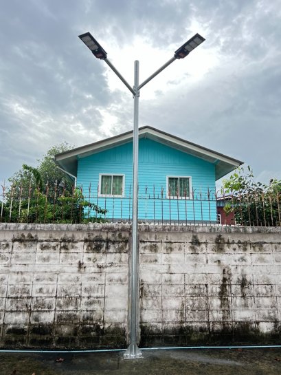 เสาไฟส่องสว่าง