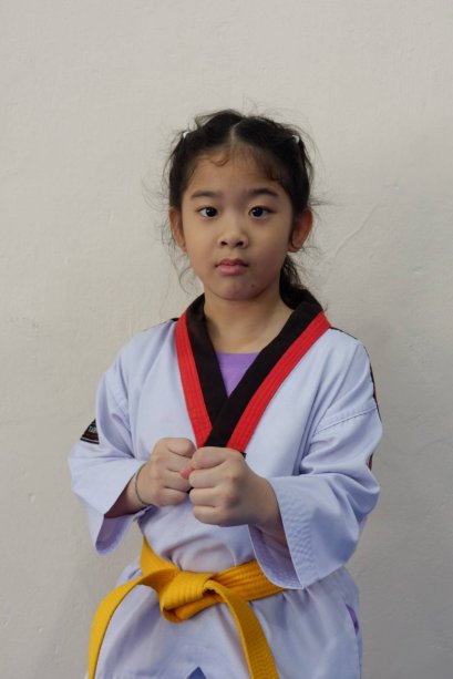 ธนภร สรรประเสริฐ