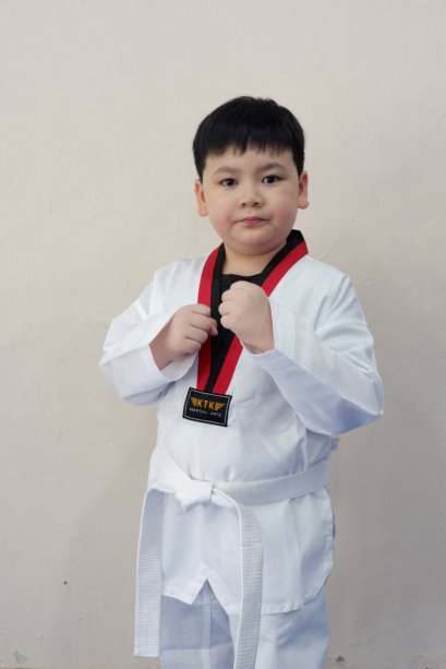 รัชต์ธร กันตาพระ