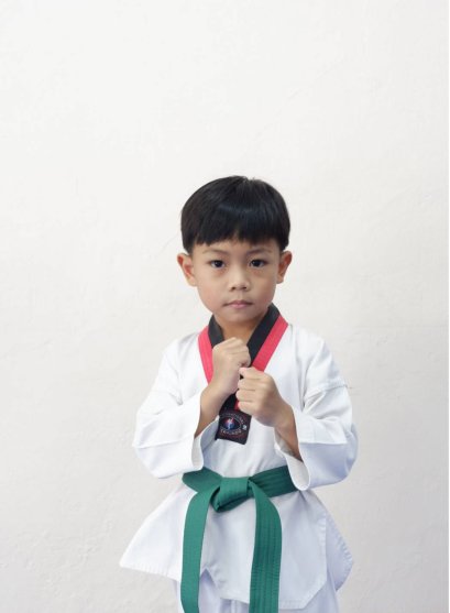 อลันธนา คชรัตน์ 